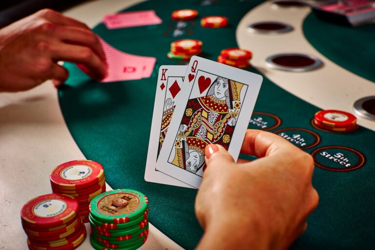Online Baccarat – How to Play and Betting Rules