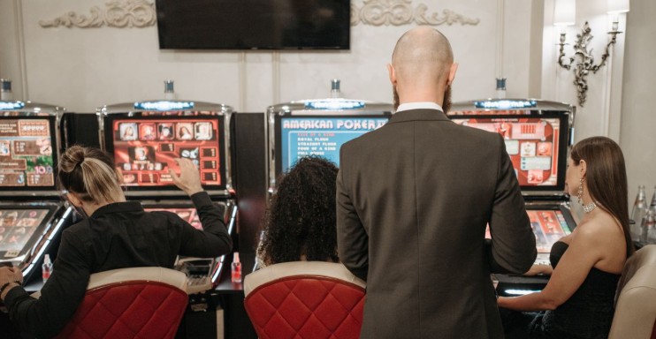 What to Look for When Comparing Online Slot Game Features